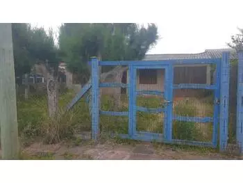 Casa em leilão - rua 10 (jorge moisés rio branco gil), 2958 - cidreira/rs - banco santander brasil s/a | z33390