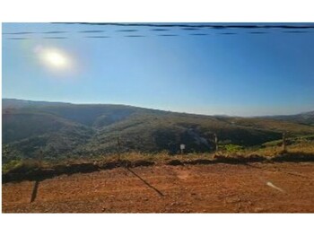 Terreno em leilão - Rua Extrema, s/n - Itabirito/MG - Itaú Unibanco S/A  | Z33457