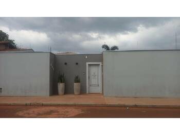 Casa em leilão - Avenida Campo Grande, 460 - Frutal/MG - Banco Santander Brasil S/A | Z33390