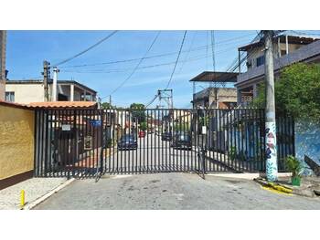 Casa em leilão - Travessa Cristiana, 77 - São Gonçalo/RJ - Banco Santander Brasil S/A | Z33480