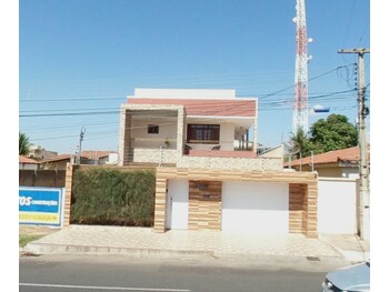 Casa em leilão - Avenida Carlos Roberto Costa, 1200 - Iguatu/CE - Banco Bradesco S/A | Z33451