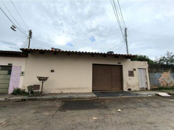 Casa em leilão - Rua Gb-1-A, s/nº - Goiânia/GO - Banco Bari de Investimentos e Financiamentos S/A | Z33406