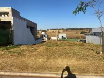 Terrenos e lotes em leilão - rua assis, s/n - uberlândia/mg - itv urbanismo ltda | z33407
