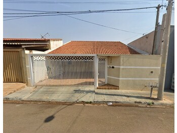 Casa em leilão - Rua Alcides Lanzoni, 172 - Bady Bassitt/SP - Banco Bradesco S/A | Z33451