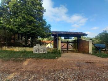 Casa em leilão - Avenida Santa Tereza de Jesus, 280 - Jarinu/SP - Banco Santander Brasil S/A | Z33480