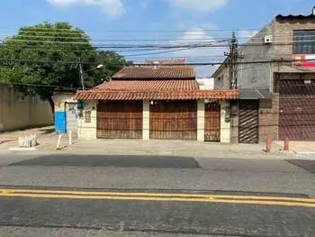 Casa em leilão - Rua Governador Celso Peçanha, 52 - Mesquita/RJ - Banco Santander Brasil S/A | Z33390