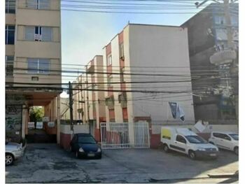 Apartamentos e Flats em leilão - Avenida Ernani Cardoso, 258 - Rio de Janeiro/RJ - Itaú Unibanco S/A  | Z33179
