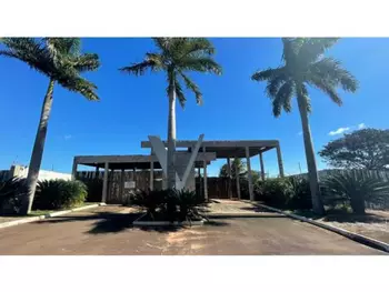 Terrenos e Lotes em leilão - Rua Rio de Janeiro, 264 - Pérola/PR - Banco Santander Brasil S/A | Z33390