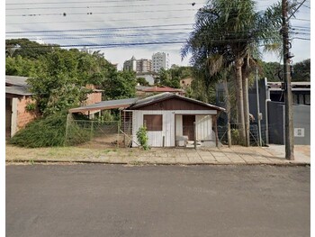 Apartamentos e Flats em leilão - Rua Tiradentes, 56 - Carazinho/RS - Banco Santander Brasil S/A | Z33390
