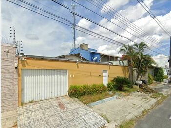 Casa em leilão - Rua Rio Napiá, 212 - Manaus/AM - Itaú Unibanco S/A  | Z33457