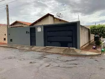 Casa em leilão - rua antônio bento peixoto, 218 - miguelópolis/sp - banco santander brasil s/a | z33390