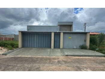 Casa em leilão - Rua Duas Cabeceiras, s/nº  - Mara Rosa/GO - Banco Bradesco S/A | Z33451