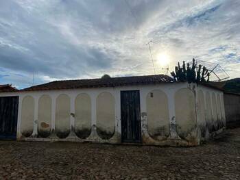 Casa em leilão - Celso Gonzaga, 155 - Grão Mogol/MG - Banco Santander Brasil S/A | Z33390