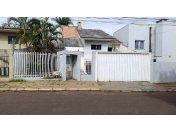 Casa em leilão - Rua Iraci Vigano, 63 - Cascavel/PR - Banco Santander Brasil S/A | Z33129