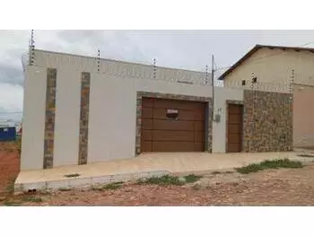 Casa em leilão - Rua Cirilo Cardoso de Oliveira, 63 - Crato/CE - Banco Santander Brasil S/A | Z33390