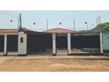 Casa em leilão - Rua Severiano Nunes, 4049 - Itacoatiara/AM - Banco Santander Brasil S/A | Z33480