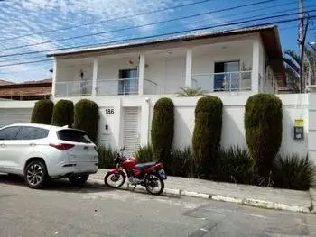 Casa em leilão - Rua Oswaldo Tavares, 186 - Campos dos Goytacazes/RJ - Banco Santander Brasil S/A | Z33390