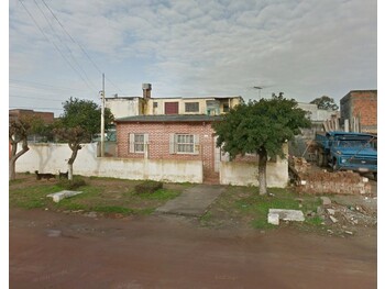 Casa em leilão - Rua Graça Aranha, 374 - Pelotas/RS - Banco Santander Brasil S/A | Z33480