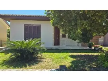 Casa em leilão - rua pedro schenkel, 725 - lagoa dos três cantos/rs - banco santander brasil s/a | z33025