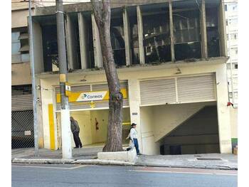 Prédio Comercial em leilão - Rua Santo Antônio, 292/294 e 300 - São Paulo/SP - Banco Santander Brasil S/A | Z33413