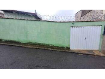 Casa em leilão - Rua Benjamim Gonçalves Leite, 76 - Alfenas/MG - Banco Santander Brasil S/A | Z33390