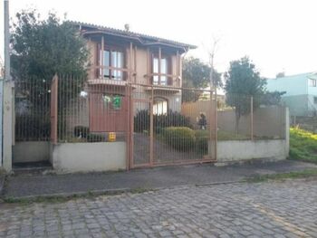 Casa em leilão - Rua Luizina Bonatto Bertoni, 55 - Caxias do Sul/RS - Banco Santander Brasil S/A | Z33480