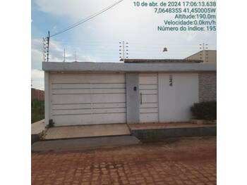 Casa em leilão - Rua Luiza Maria, 224 - Picos/PI - Banco Santander Brasil S/A | Z33480