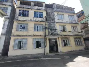 Apartamentos e flats em leilão - avenida caminho de areia, 19 - salvador/ba - banco santander brasil s/a | z33480