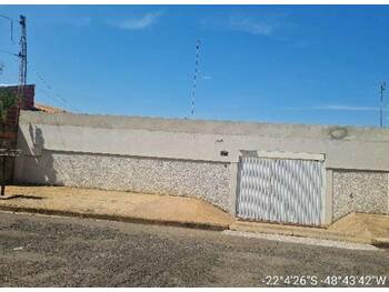 Casa em leilão - Avenida Luciano Papaterra, 164 - Bariri/SP - Banco Santander Brasil S/A | Z33480