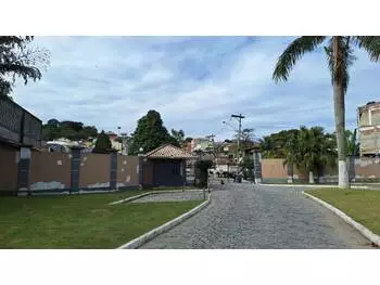 Casa em leilão - Avenida Eugênio Borges, 1615 - São Gonçalo/RJ - Banco Santander Brasil S/A | Z33390