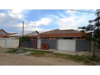 Casa em leilão - Rua México, 696 - Iguaba Grande/RJ - Banco Santander Brasil S/A | Z33390
