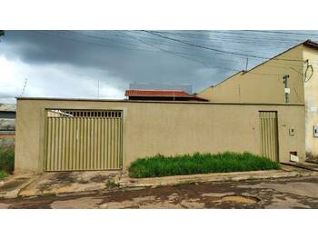 Casa em leilão - Rua 20, s/nº - Jaraguá/GO - Banco Santander Brasil S/A | Z33610