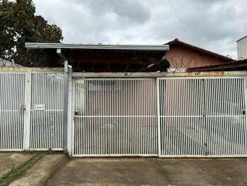 Casa em leilão - Rua Teófilo Otoni, 38 - Ribeirão das Neves/MG - Banco Santander Brasil S/A | Z33610