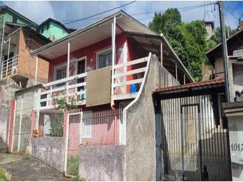 Casa em leilão - Rua Pedro Ricardo dos Reis, 1015 - Caxias do Sul/RS - Banco Santander Brasil S/A | Z33610