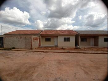 Casa em leilão - Rua Trinta e Cinco, 5 - Águas Lindas de Goiás/GO - Banco Santander Brasil S/A | Z33480