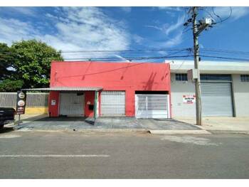 Casa em leilão - Avenida E, s/nº - Caldas Novas/GO - Banco Santander Brasil S/A | Z33610