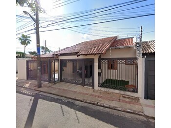 Casa em leilão - Rua Jales, 245 - Campo Grande/MS - Banco Santander Brasil S/A | Z33610