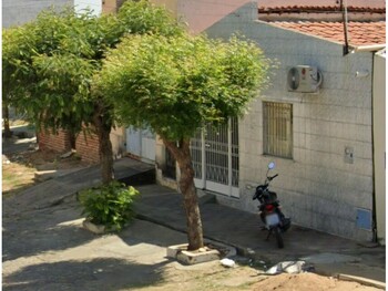 Casa em leilão - Rua do Planalto, 235 - Independência/CE - Itaú Unibanco S/A  | Z33535