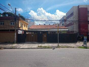 Casa em leilão - Rua Manoel Graciliano de Souza, 1169 - Olinda/PE - Banco Santander Brasil S/A | Z33610