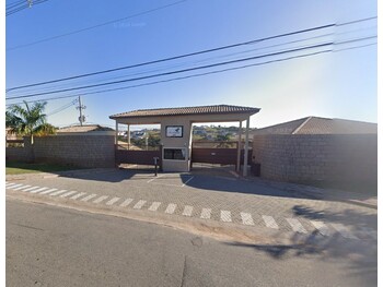 Casa em leilão - Avenida Maria Thereza da Costa Naufal, 990 - Itatiba/SP - Tribunal de Justiça do Estado de São Paulo | Z33695