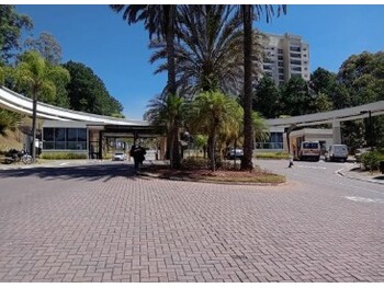 Apartamentos e Flats em leilão - Avenida Universitário, 585 - Santana de Parnaíba/SP - Banco Santander Brasil S/A | Z33271