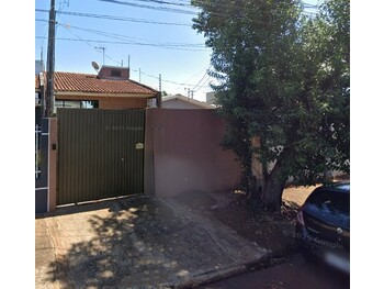 Casa em leilão - Rua Quitandinha, 157 - Foz do Iguaçu/PR - Banco Santander Brasil S/A | Z33176