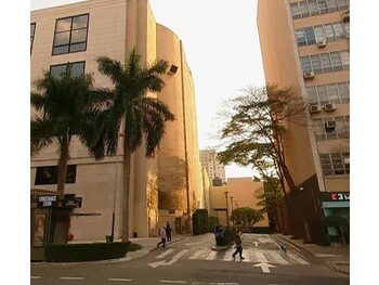 Apartamentos e Flats em leilão - Avenida Brigadeiro Faria Lima, 2232 - São Paulo/SP - Outros Comitentes | Z33587