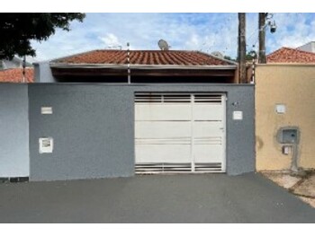 Casa em leilão - Rua Vitório Prando, 419 - Araraquara/SP - Banco Santander Brasil S/A | Z33634