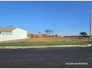 Terreno em leilão - Avenida Zualdo Paganini, S/n - Piacatu/SP - Banco Cooperativo Sicoob S.A. | Z33660