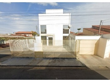 Prédio Comercial em leilão - Rua Nauto Rezende Coutinho, 51 - Pouso Alegre/MG - Banco Bradesco S/A | Z33656