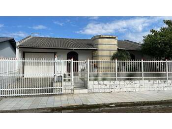Casa em leilão - Rua Antonio Millioli, 281 - Balneario Rincao/SC - Banco Santander Brasil S/A | Z33610