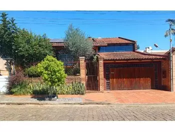 Casa em leilão - rua alfredo chaves, 379 - passo fundo/rs - banco santander brasil s/a | z33357