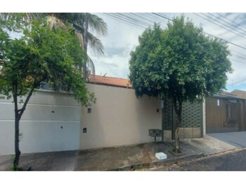 Casa em leilão - Rua Regina Cossi Fernandes, 130 - São José do Rio Preto/SP - Itaú Unibanco S/A  | Z33535