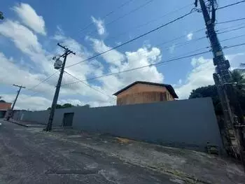 Casa em leilão - rua dos tamarindos, s/nº - camaçari/ba - banco santander brasil s/a | z33610
